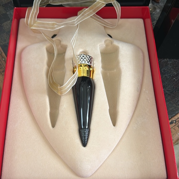 Christian Louboutin lipstick box set - Picture 3 of 4